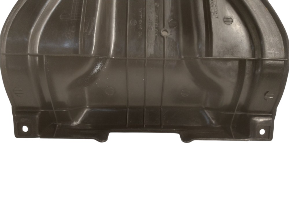 Acabamento Trava Porta Malas Vw Santana 2