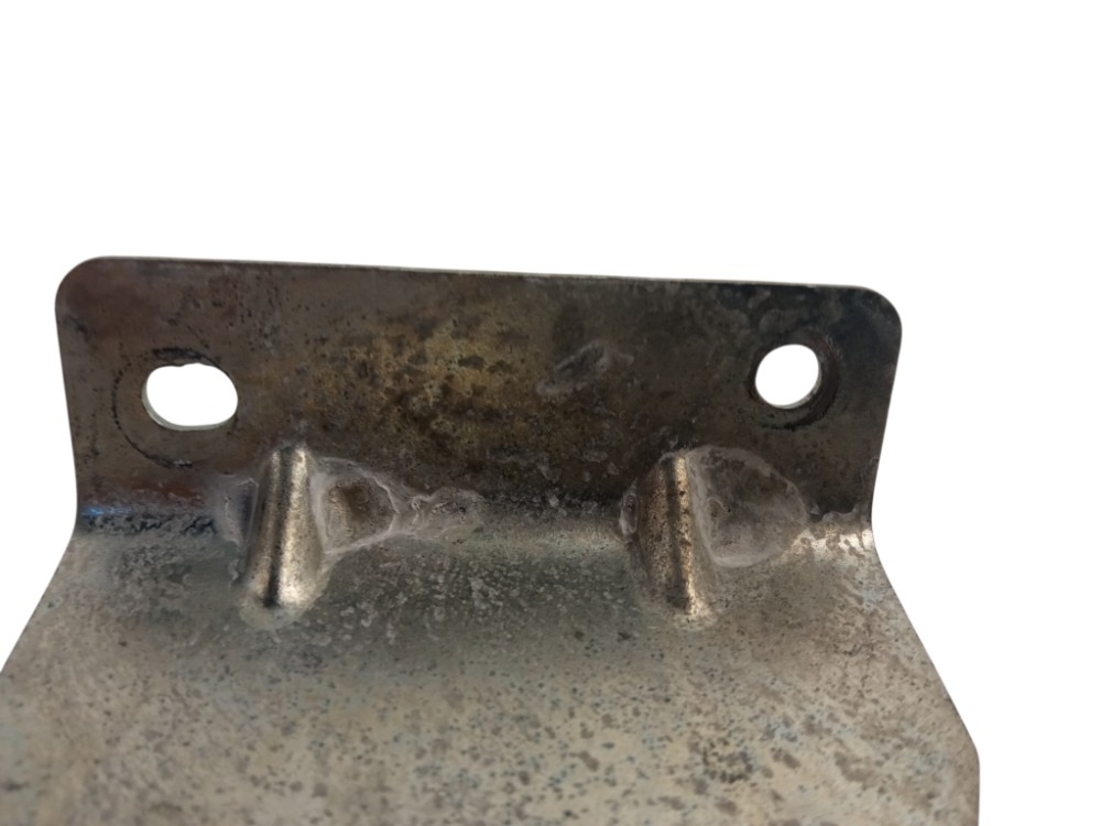Suporte Forro De Porta Traseiro Direito Pajero Tr4 4