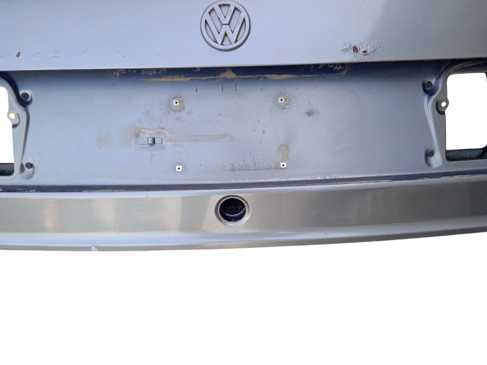 Tampa Traseira Vw Santana 5