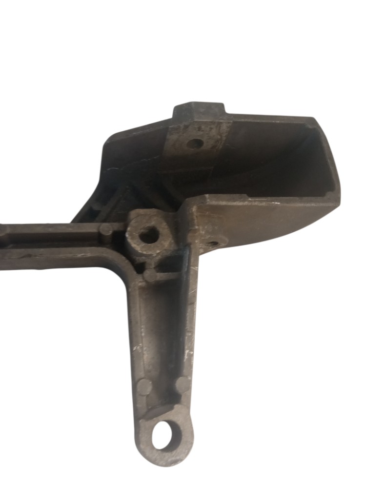 Suporte Do Coxim Motor Direito Volvo Xc90 5