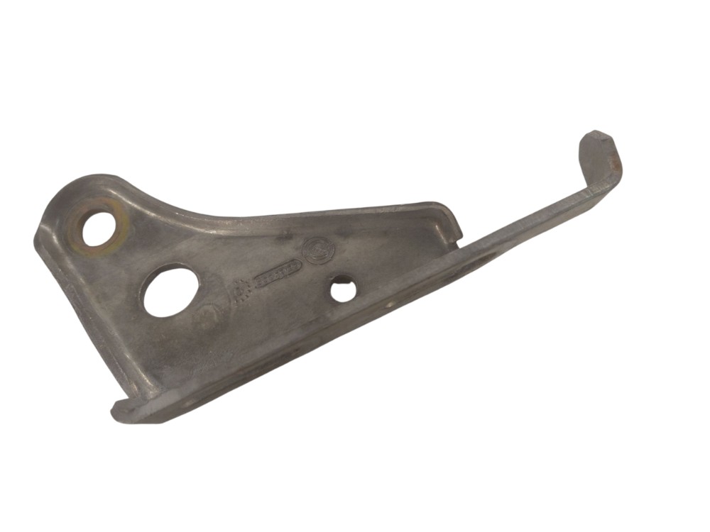 Suporte Do Alternador Fiat Palio Fiasa 1.0 2