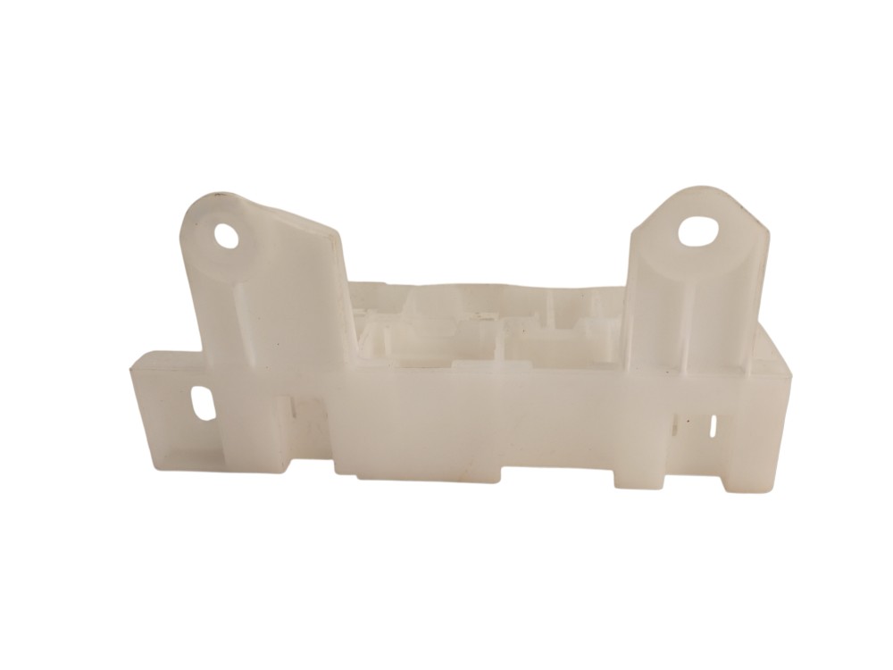 Suporte Interno Da Caixa De Fusivel Pajero Tr4 4