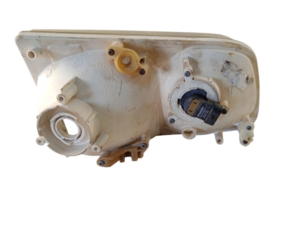 Farol Esquerdo Blazer 4