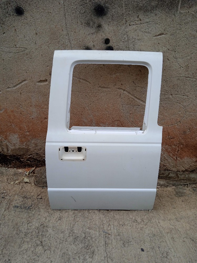 Porta Traseira Dir Ford Ranger Xl 2004/2005 3