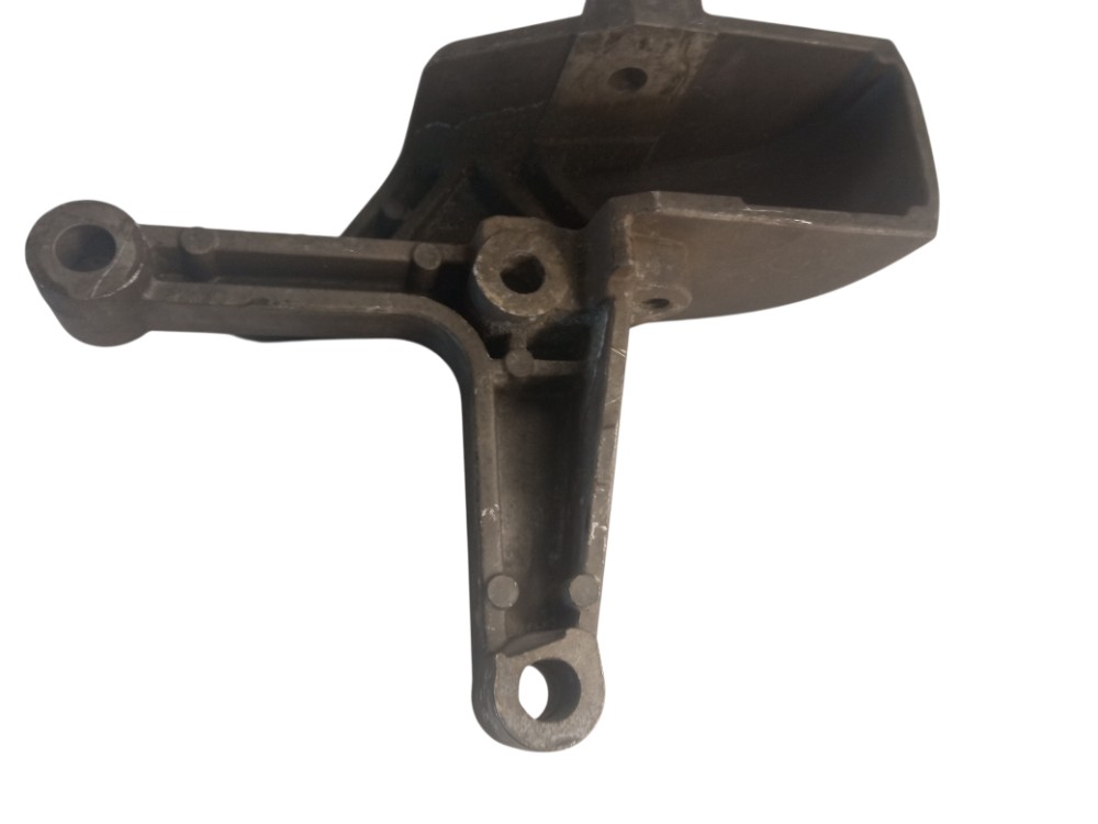 Suporte Do Coxim Motor Direito Volvo Xc90 6