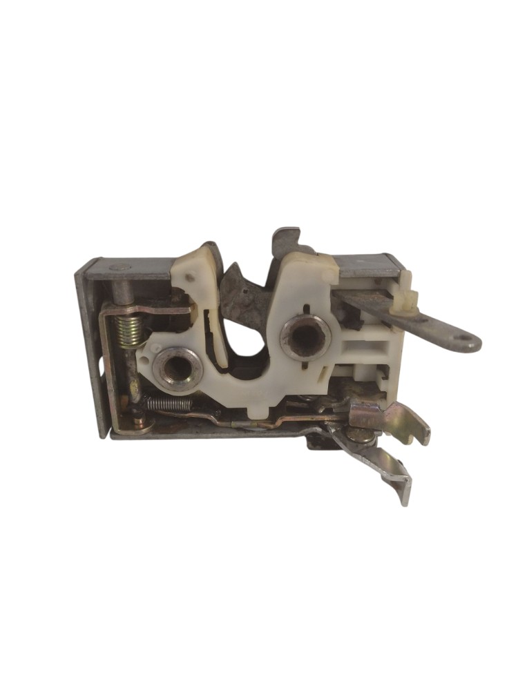 Fechadura Porta Dianteira Esquerda Vw Santana 5