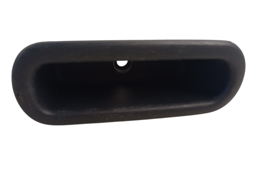 PUXADOR DA PORTA INTERNO DIREITO PAJERO TR4 2