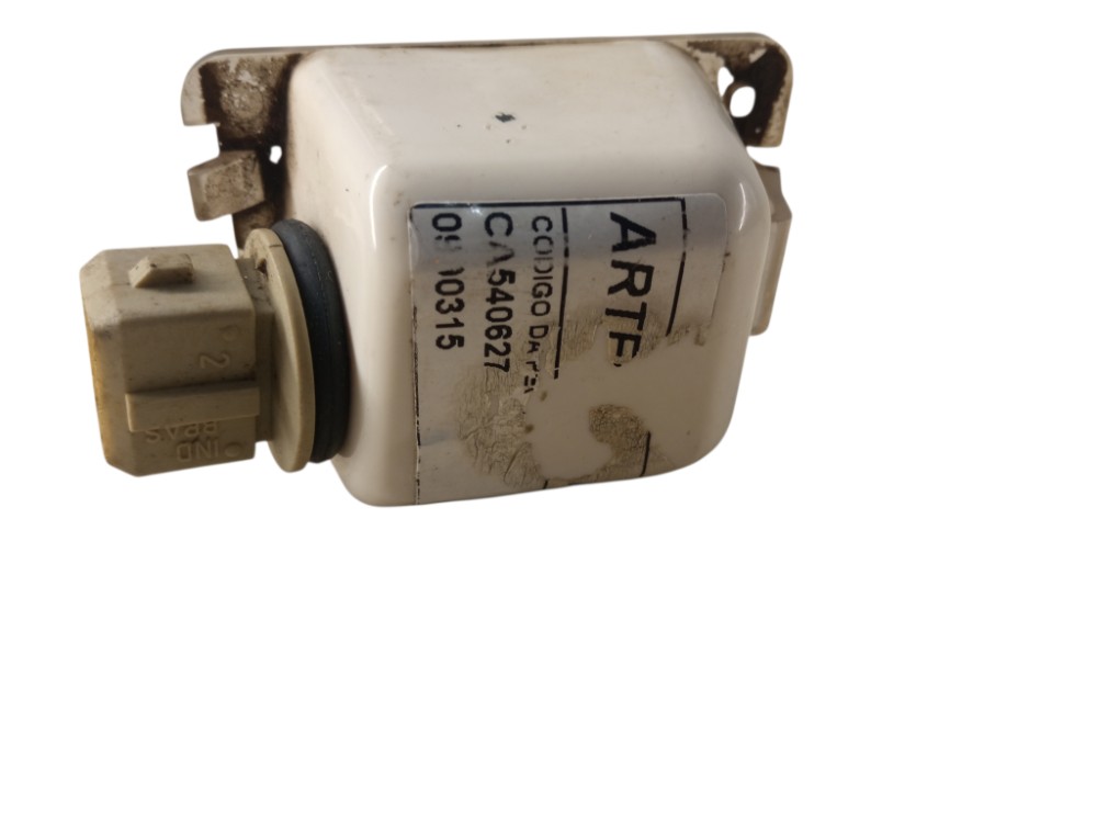 LANTERNA LUZ DE PLACA PAJERO TR4 3