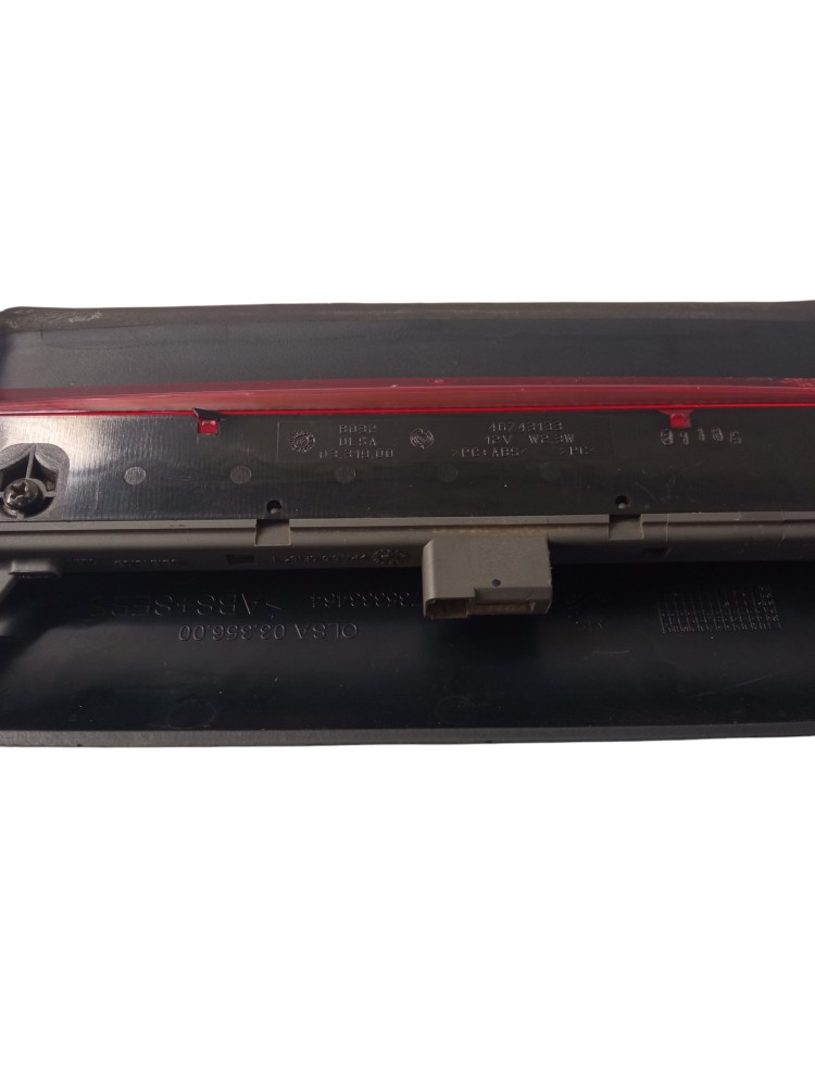 LATERNA INTERNA DA TAMPA TRASEIRA FIAT PALIO 2008 3