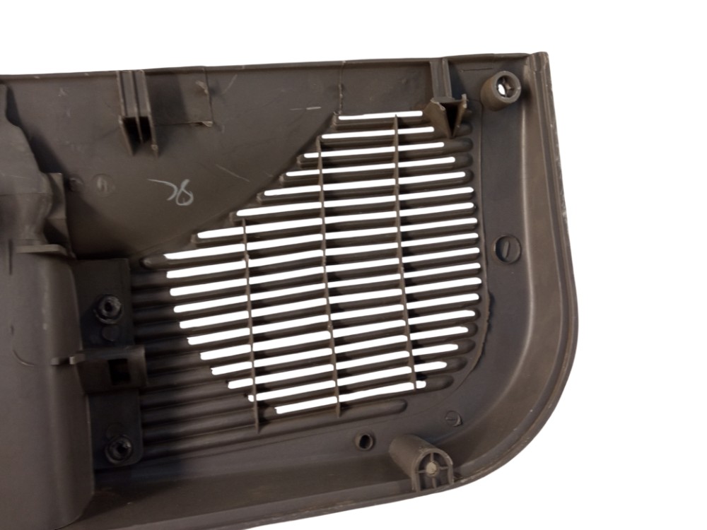 Console porta-objeto GM Corsa lado direito 4
