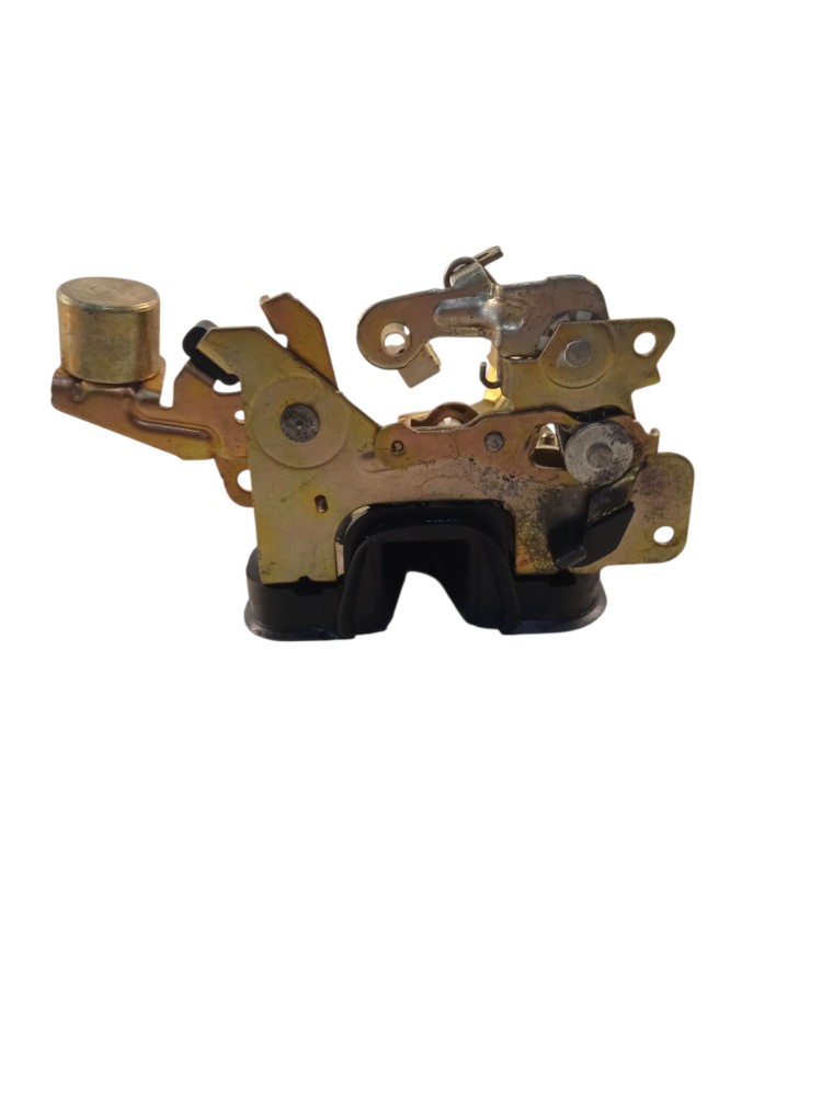 FECHADURA DA PORTA TRASEIRA LADO DIREITO CORSA CLASSIC 3