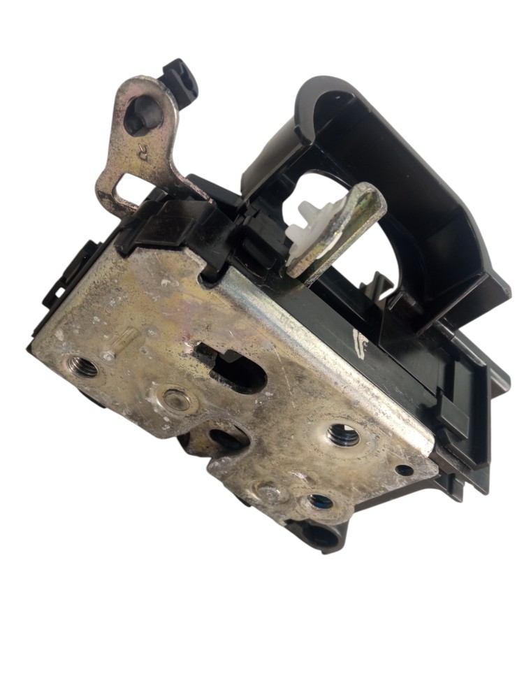 FECHADURA DA PORTA DIREITO DIANTEIRO FIAT SIENA 2010 3