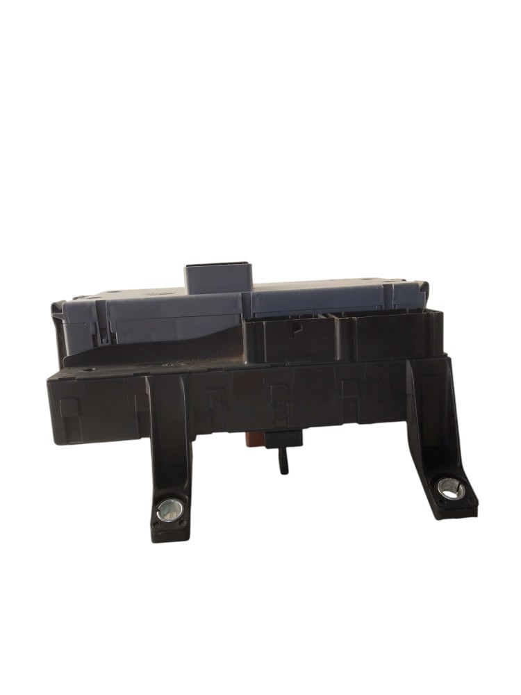 CAIXA DE FUSIVEIS FIAT IDEA 1.8 2011/2013