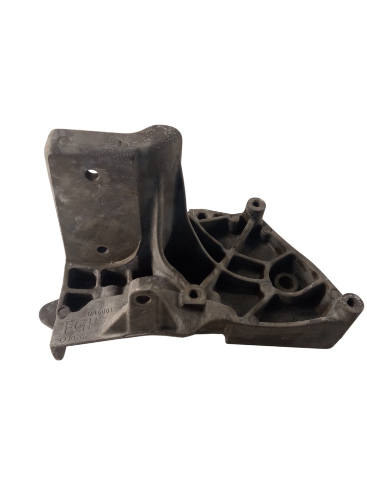 SUPORTE DO COMPRESSOR DE AR MERIVA 2007 4