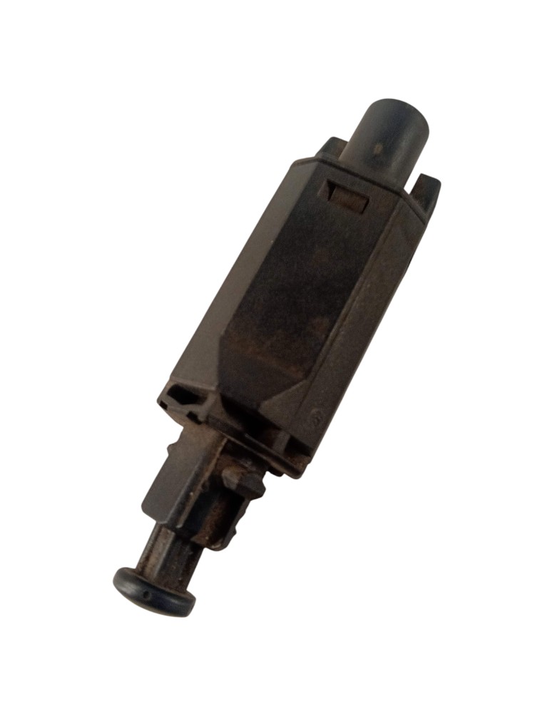Sensor Pedal De Freio Golf Sr 1.6 1999