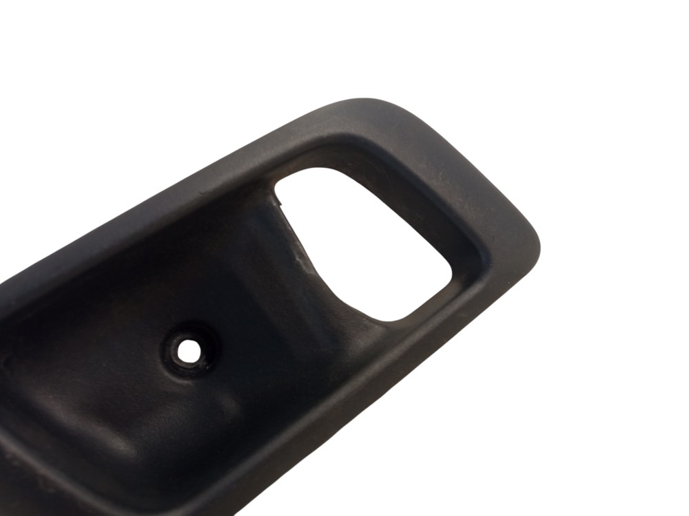 MOLDURA DA MAÇANETA INTERNA LADO ESQUERDO FIAT SIENA 2010 4