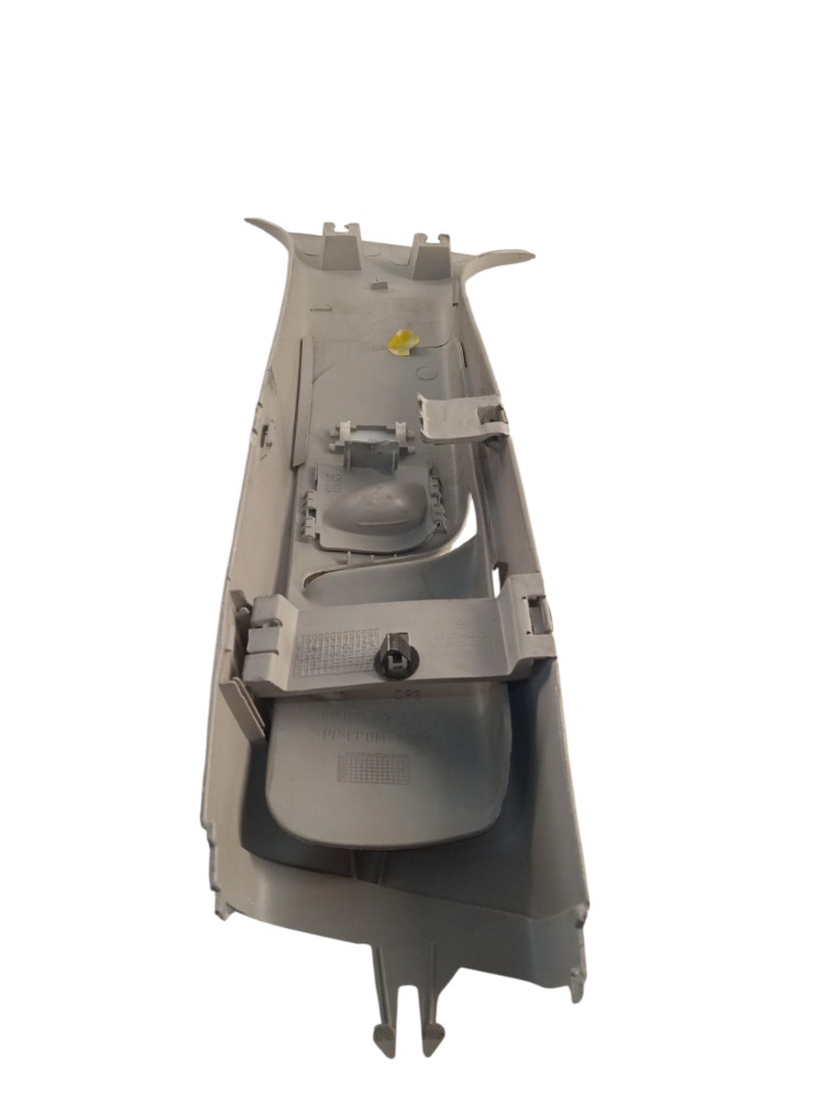 MOLDURA CINTO LADO DIREITO GM CORSA 3