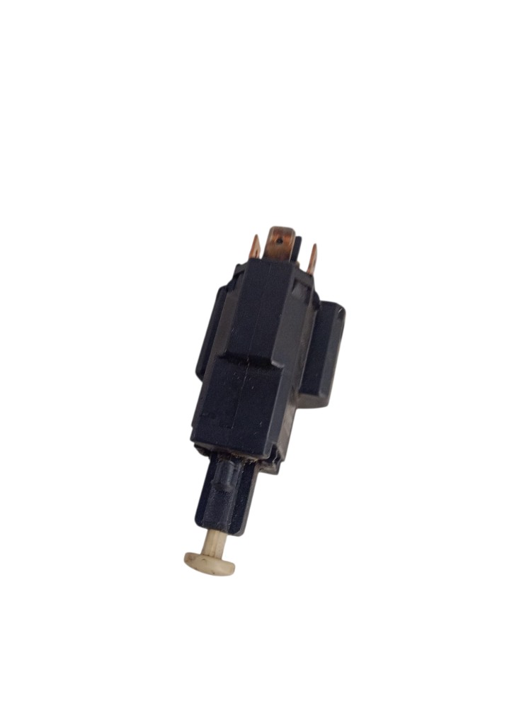 Interruptor Luz De Freio Gm Corsa Classic 3