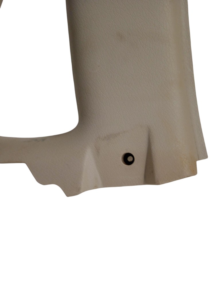 ACABAMENTO DA COLUNA TRASEIRA ESQUERDA GM CORSA CLASSIC 2