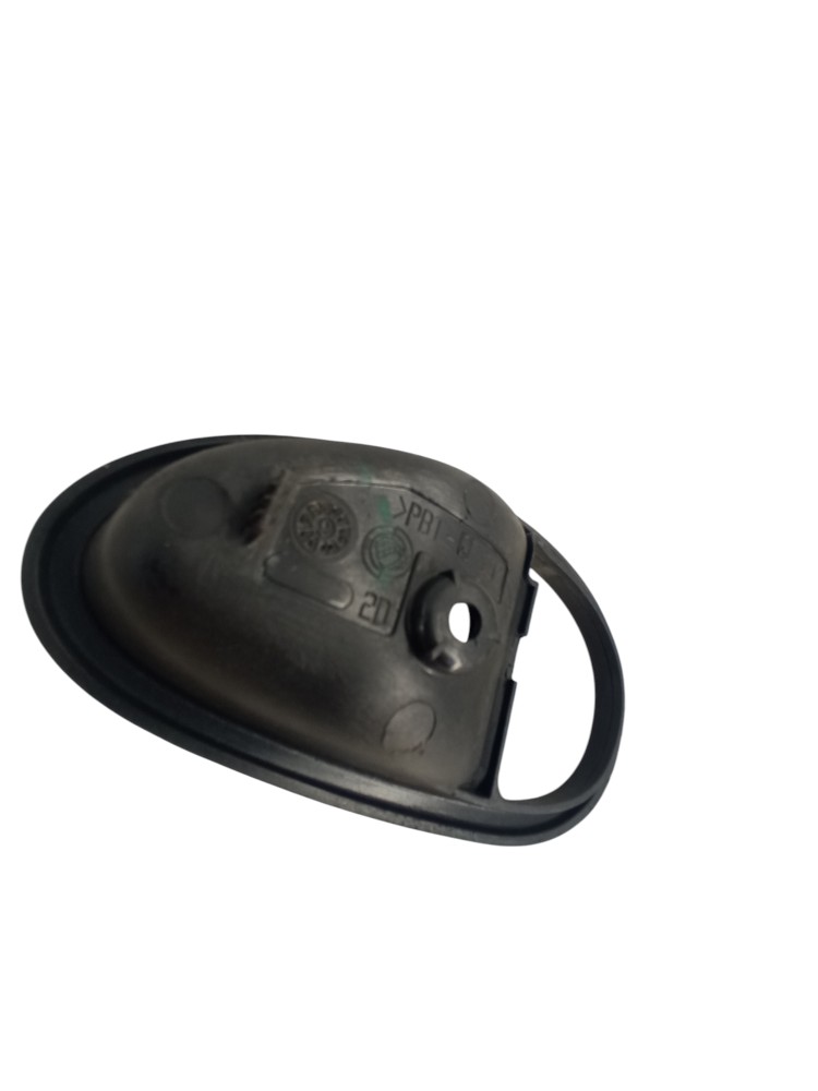 MOLDURA DA MAÇANETA LADO DIREITO FIAT SIENA 2010 3