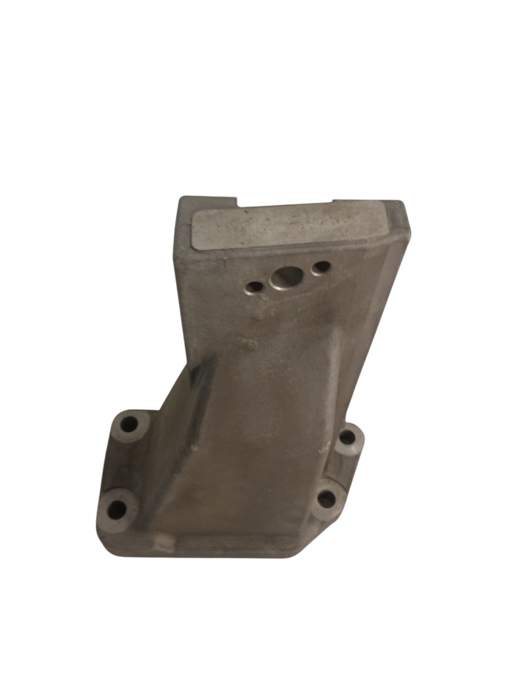 Por Parte Do Coxim Do Motor Direito Pajero Tr4/pajero Io 2