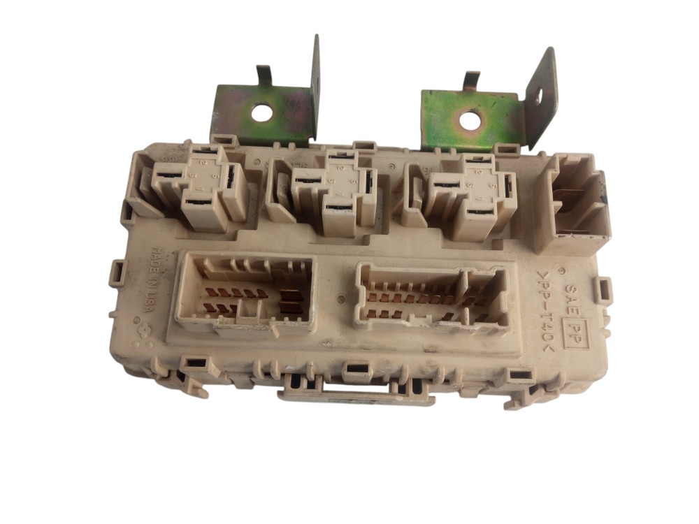 CAIXA DE FUSIVEIS NISSAN XTERRA 5