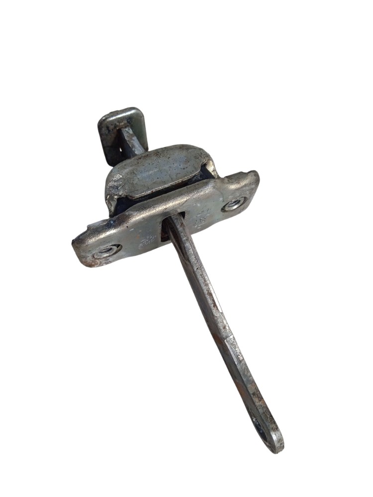 LIMITADOR PORTA TRASEIRA DIREITA GM CORSA CLASSIC 2