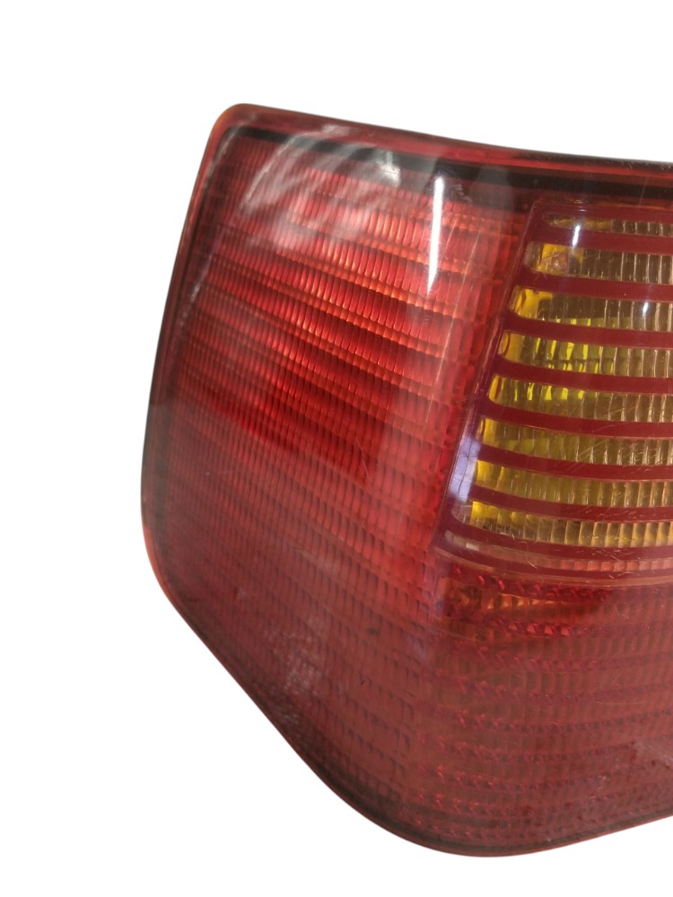 Lanterna Traseira Esquerda Vw Santana Esquerdo/motorista Vermelho 5
