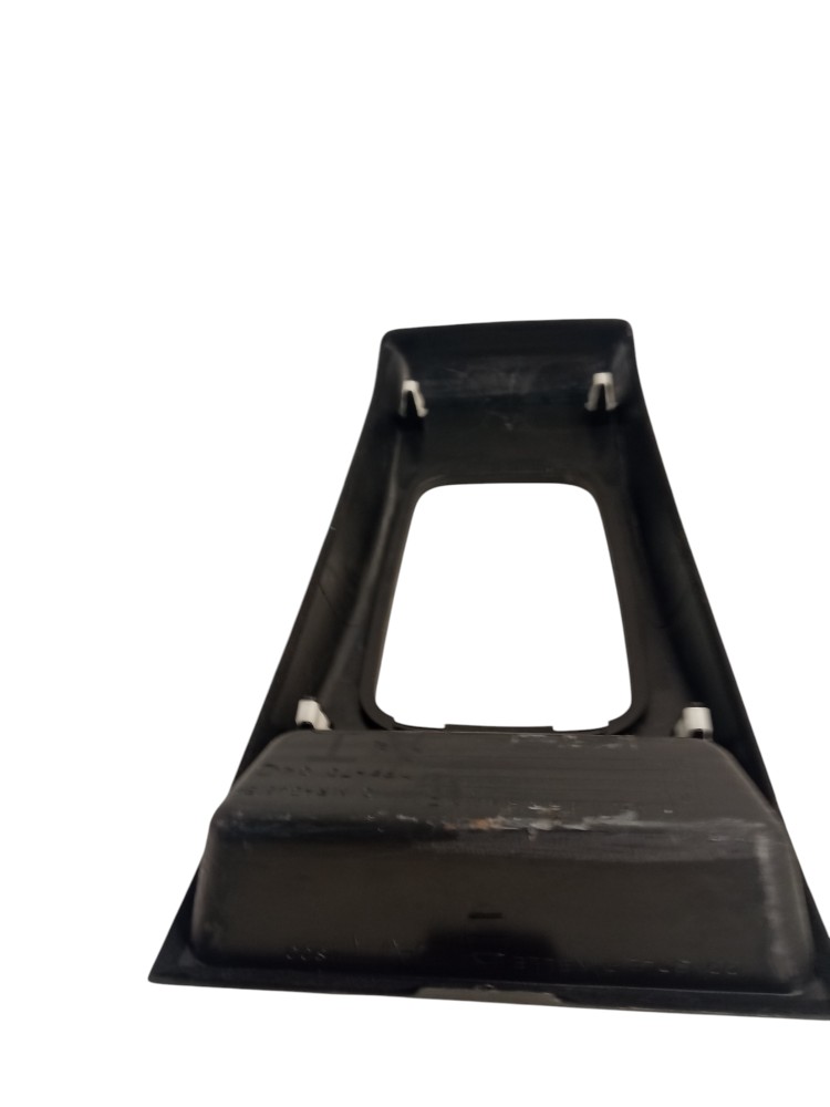 Moldura Do Console Central Pajero Tr4/pajero Io 2