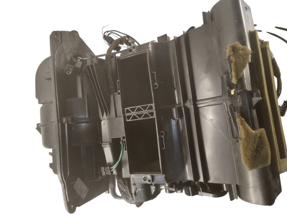 Caixa De Ar Condicionado Completa Fiat Siena 6