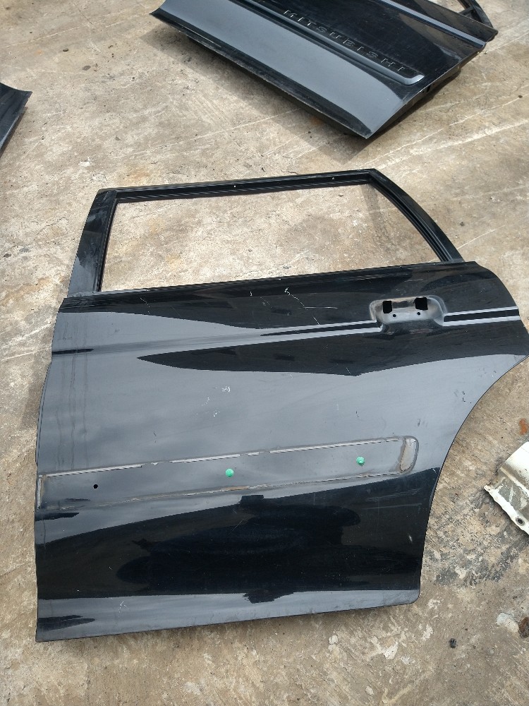 Porta Traseira Esq Pajeiro Sport 2004  Traseira 3