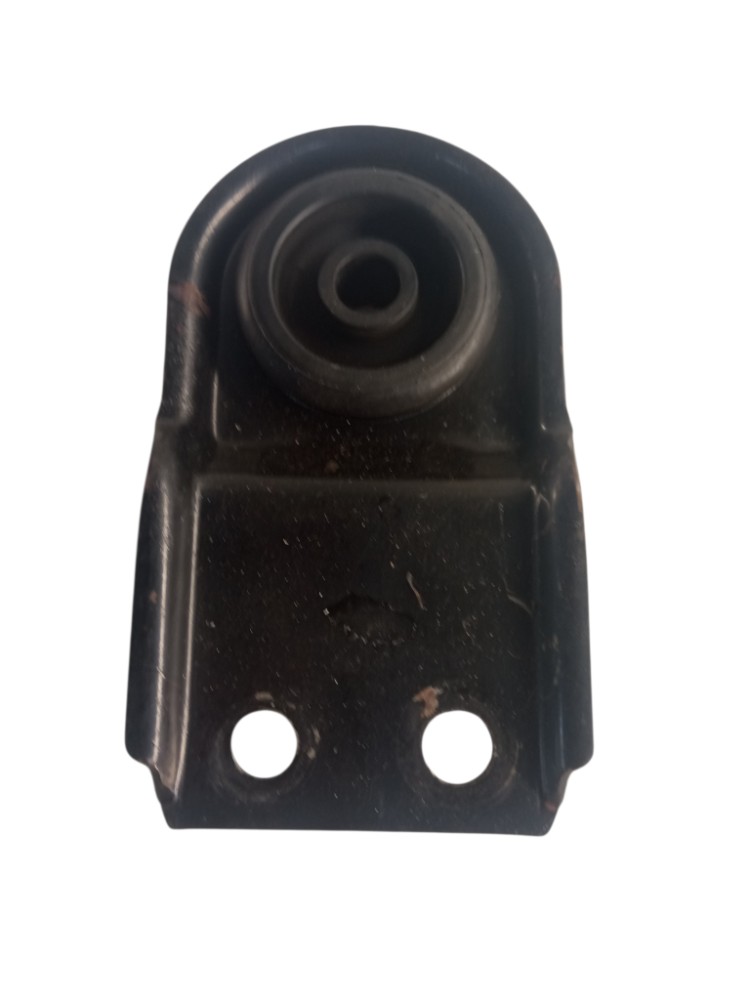 SUPORTE DO RADIADOR DIREITO PAJERO TR4/PAJERO IO 3