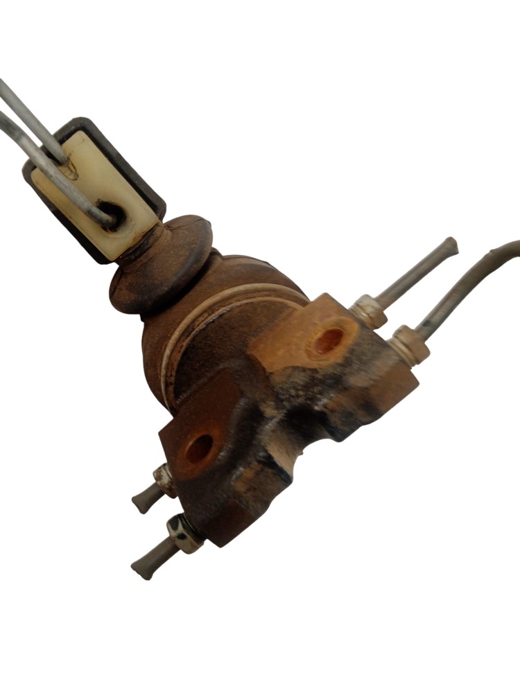 Valvula Frenagem Freio Traseiro Pajero Tr4 2012 3