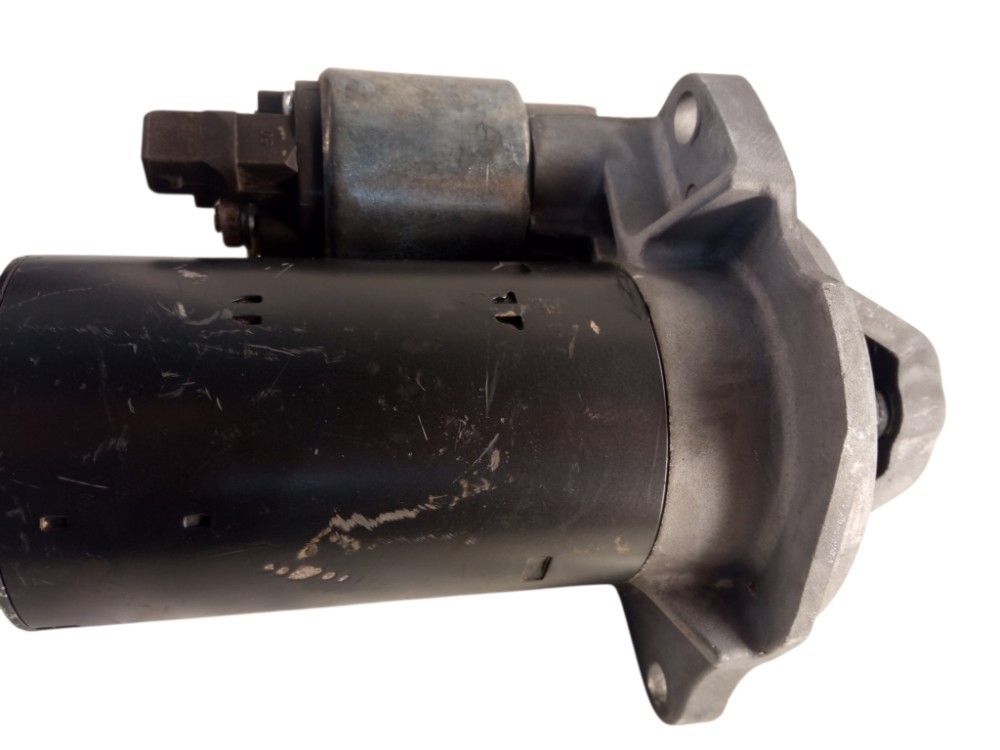 MOTOR DE ARRANQUE AUTOMÁTICO PAJERO TR4