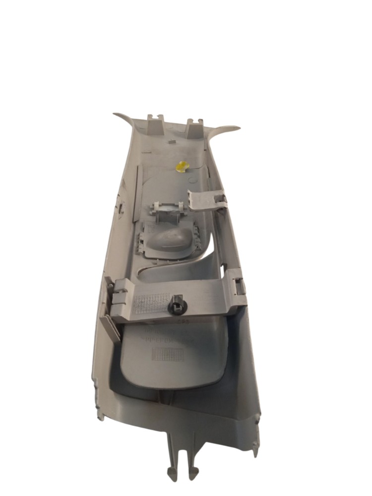 MOLDURA CINTO LADO DIREITO GM CORSA 2