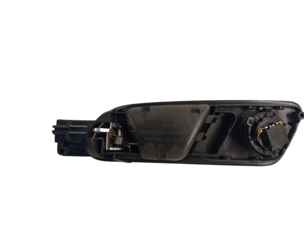 Maçaneta Interna Da Porta Direito Vw Tiguan/ Jetta  Preto Traseira 2