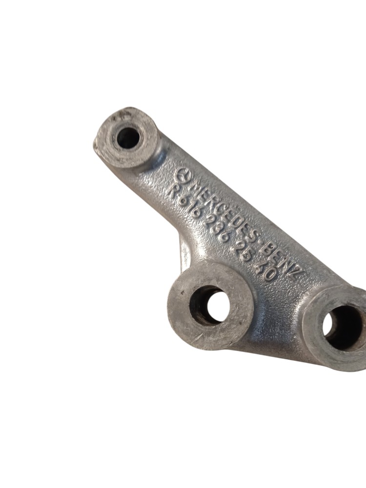 Suporte Da Bomba De Direção Mb180 2