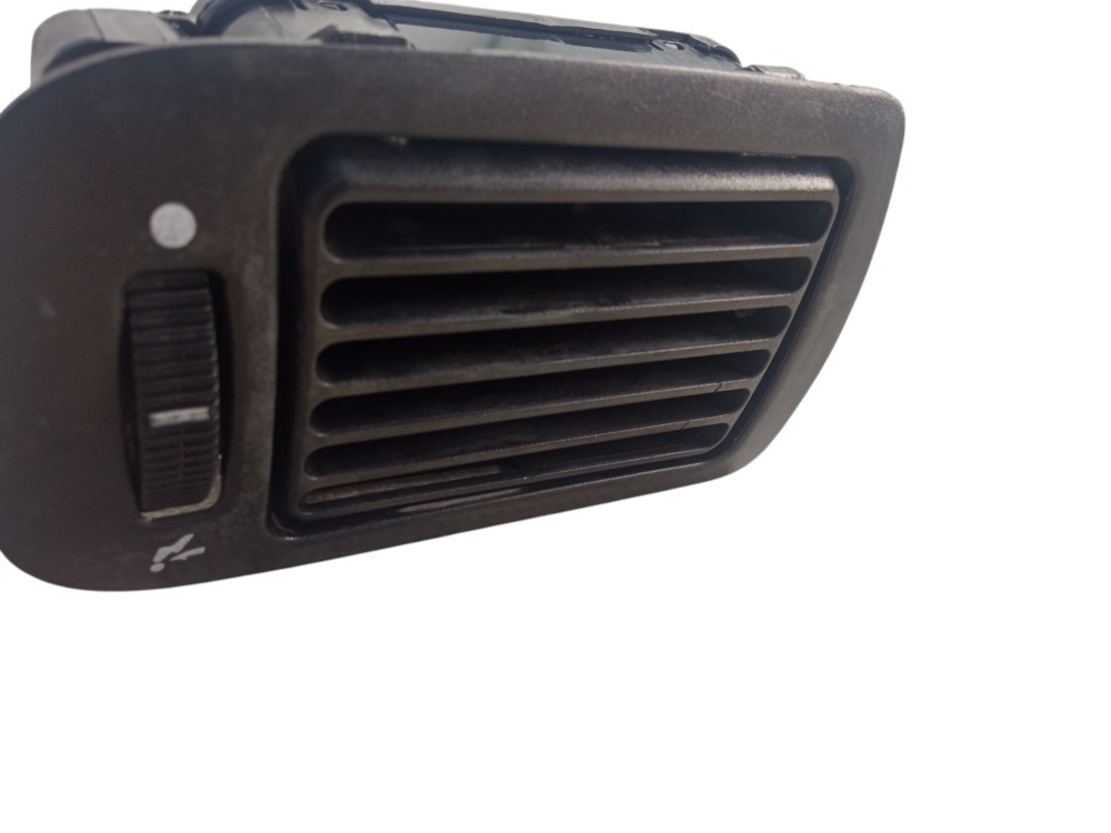 DIFUSOR DE AR LATERAL COMPLETO FIAT SIENA 2010 5