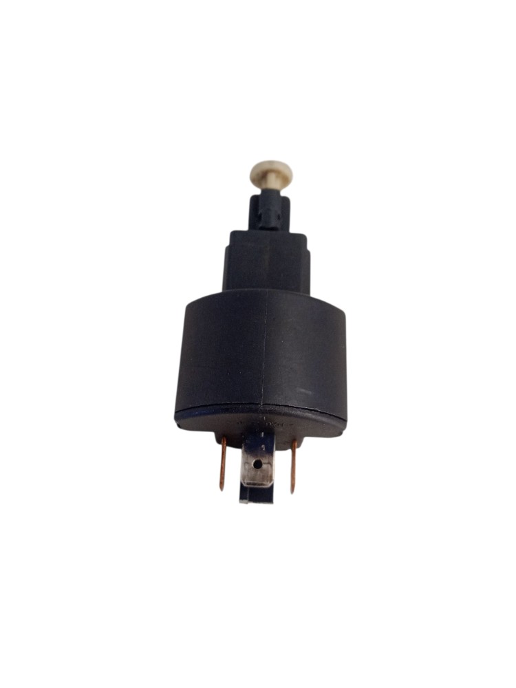 Interruptor Luz De Freio Gm Celta 2