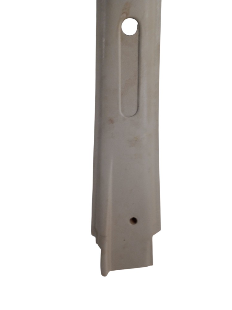 ACABAMENTO COLUNA CENTRAL SUPERIOR DIREITO GM CORSA CLASSIC 3