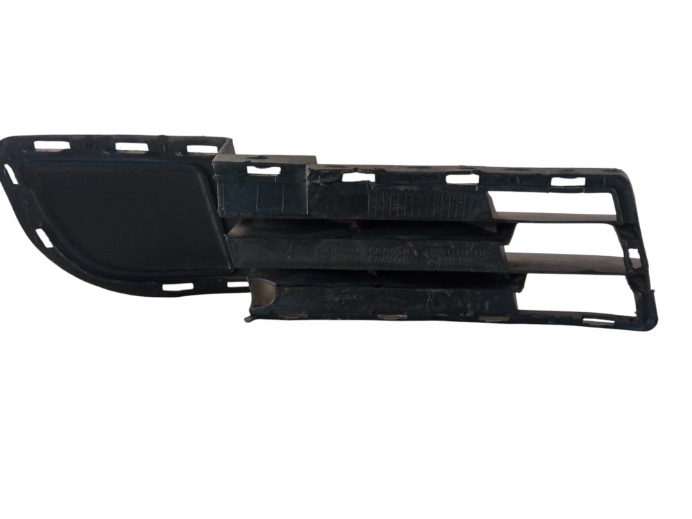 MOLDURA DO FAROL DE MILHA GM ASTRA 2003 3