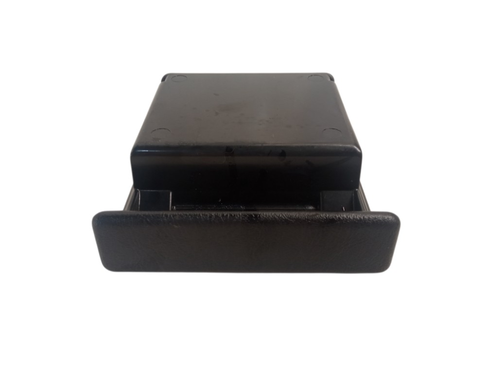 CINZEIRO DO CONSOLE CENTRAL PAJERO TR4/ PAJERO IO 2