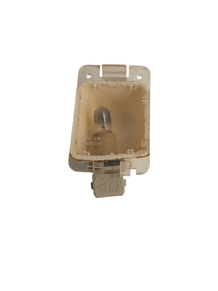 Luz De Placa Traseira Pajero Tr4/pajero Io