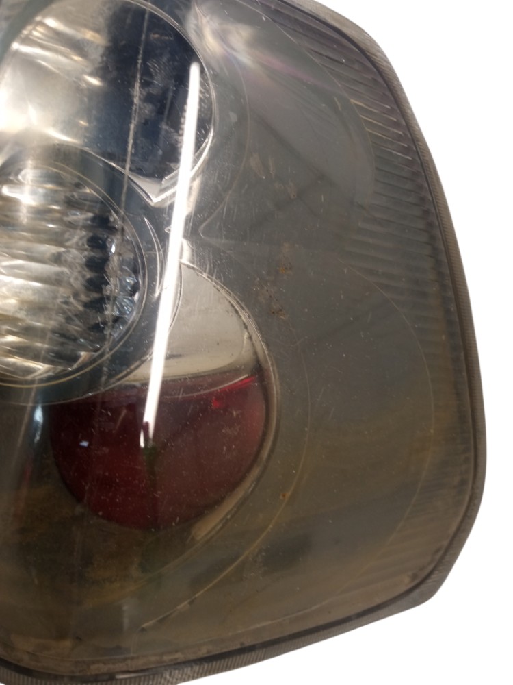 LANTERNA TRASEIRA DIREITO PAJERO TR4 4
