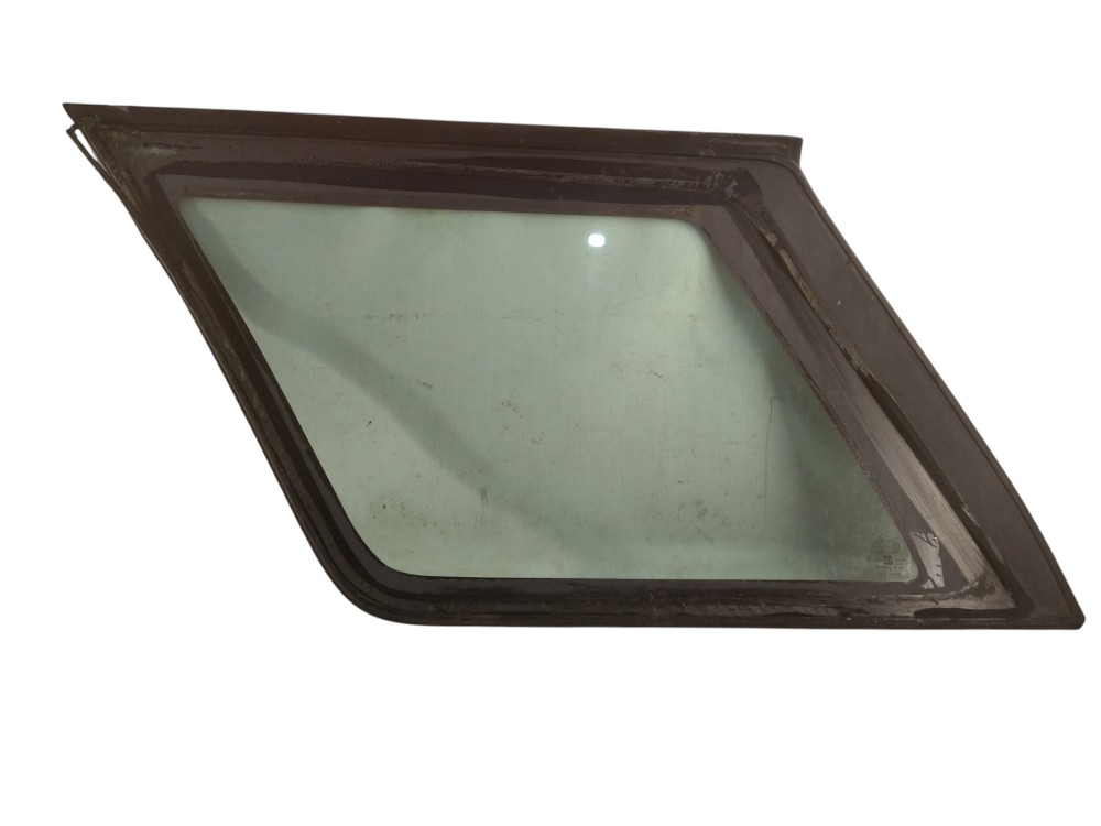 Vidro Fixo Da Porta Traseira Direita Corsa Classic 2009 2