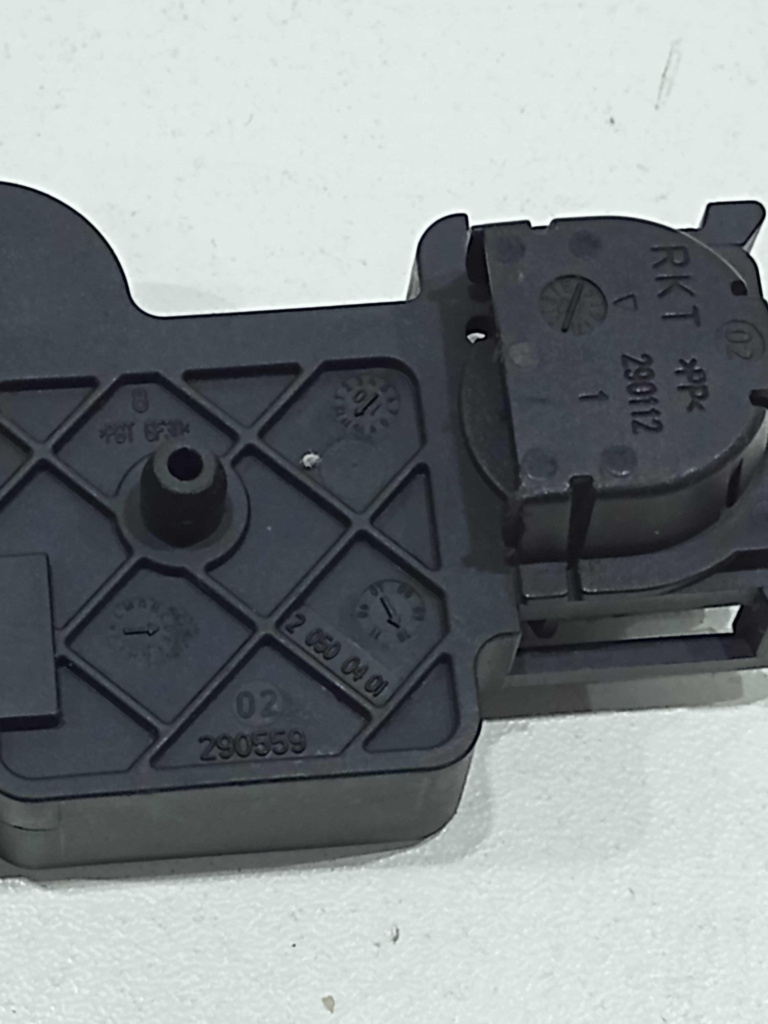 Sensor Colisão Frontal Vectra 2011 2.0 Automático 5