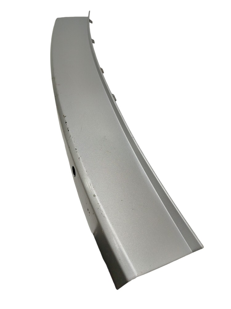 Moldura Parachoque Tras Renault Laguna Gran Tour 2002 Detalh 3