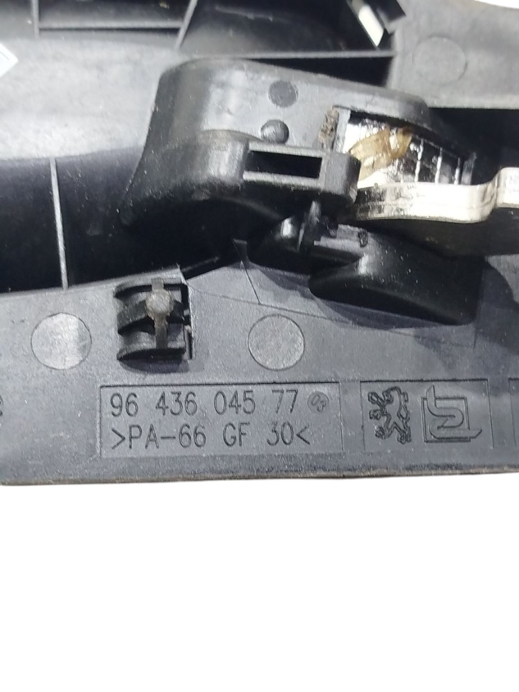 Maçaneta Interna De Motorista Peugeot 307 2007 A 2012 4