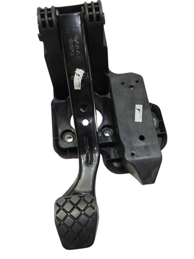 Pedal central Frenagem Fox 1.0 8v 2014 8202790 2
