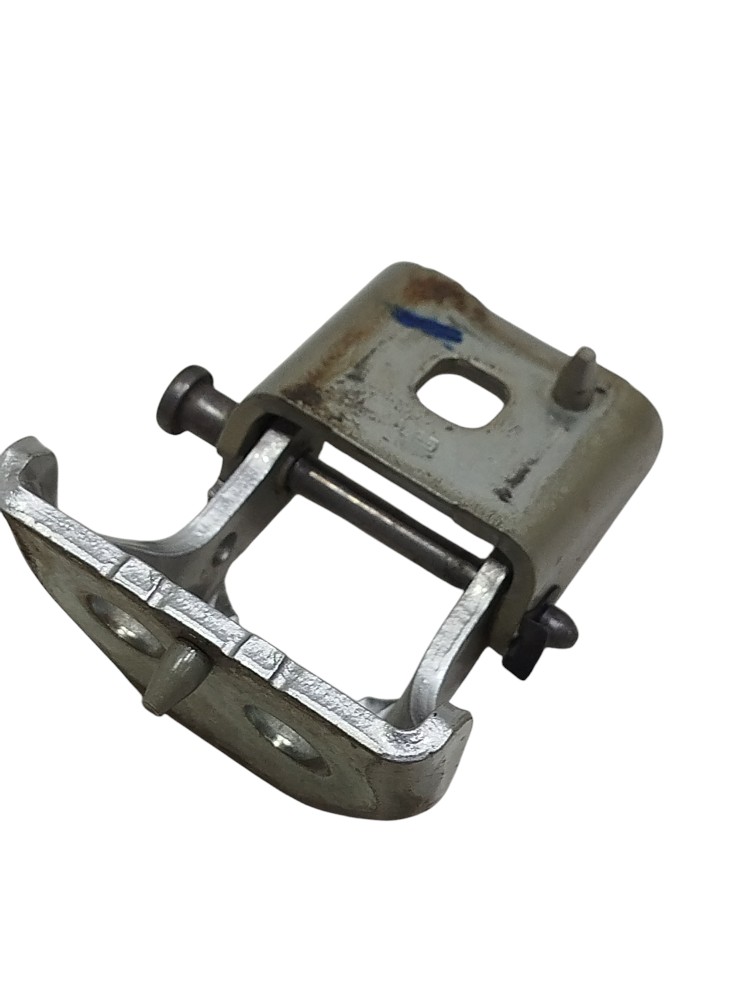 Dobradiça Porta Tras Esquerda Inferior C4 Picasso 2.0 2012 4